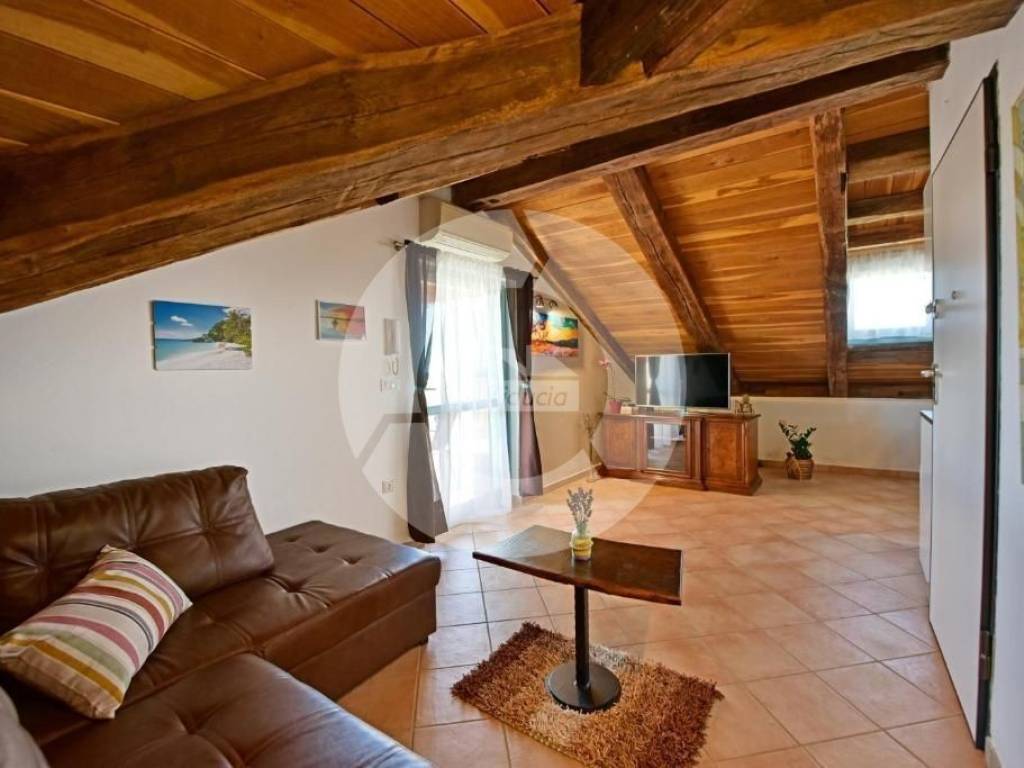 Stan u zgradi, Prodaja, Poreč, Nova Vas