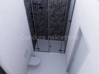 Apartman na moru, Prodaja, Vrsi, Zukve