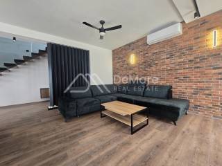 Luksuzna vila, Prodaja, Privlaka, Privlaka