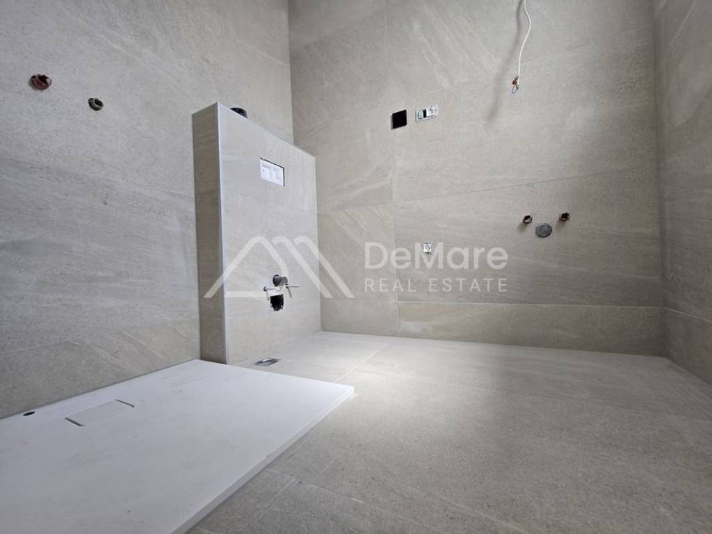 Apartman na moru, Prodaja, Privlaka, Privlaka