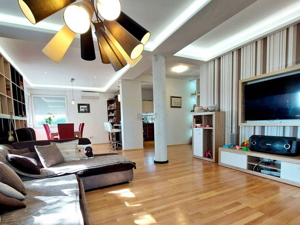 Stan u zgradi, Prodaja, Zagreb, Maksimir