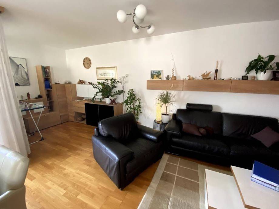 Stan u zgradi, Prodaja, Zagreb, Sesvete