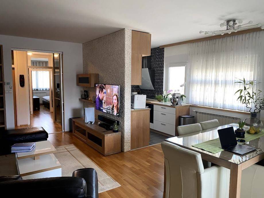 Stan u zgradi, Prodaja, Zagreb, Sesvete