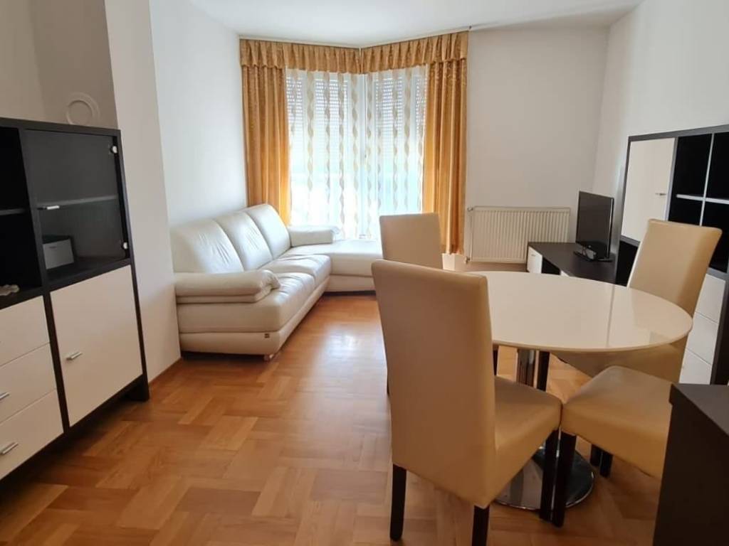 Stan u zgradi, Prodaja, Zagreb, Donja Dubrava