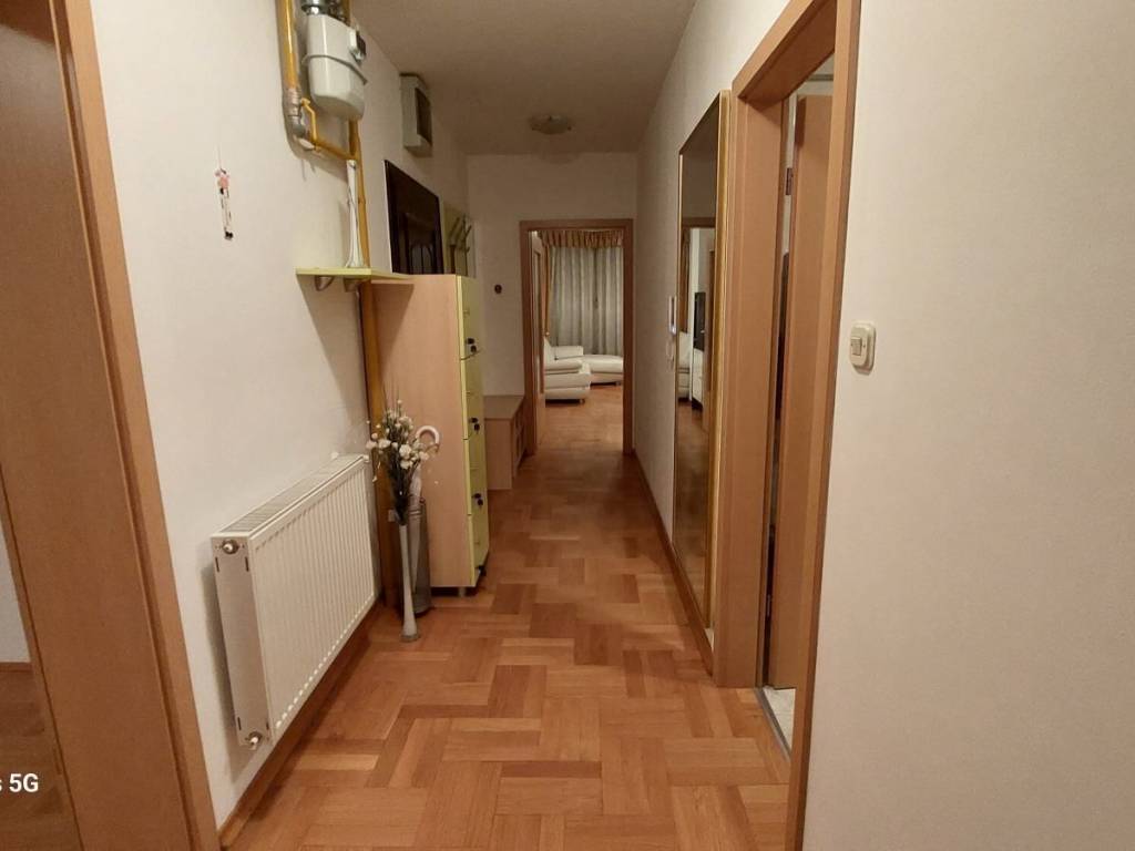 Stan u zgradi, Prodaja, Zagreb, Donja Dubrava
