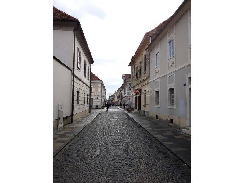Stan u starijoj zgradi, Prodaja, Varaždin, Varaždin
