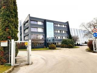 Poslovni prostor, Najam, Varaždin, 220.88m²