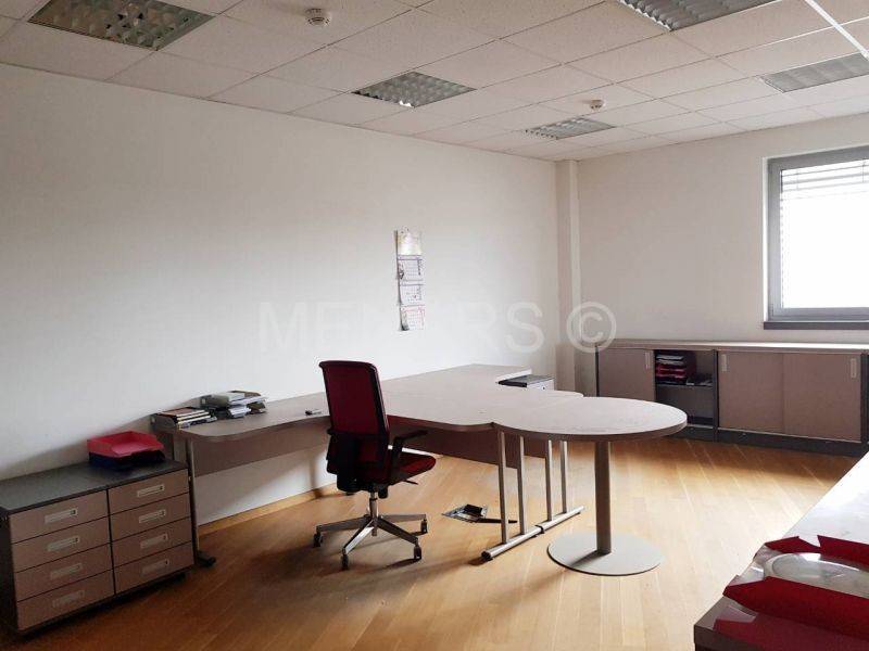 Poslovni prostor, Najam, Varaždin, 220.88m²