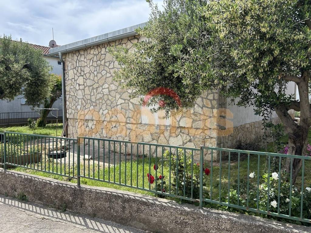 Kuća prizemnica, Prodaja, Vodice, Vodice
