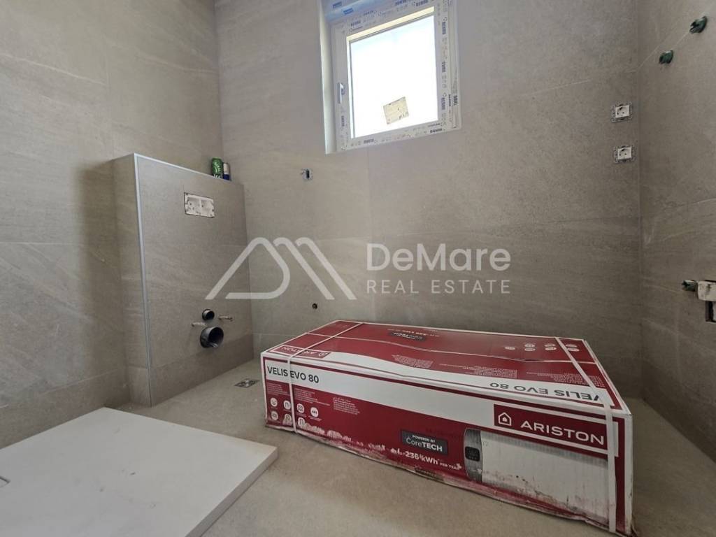 Apartman na moru, Prodaja, Privlaka, Privlaka