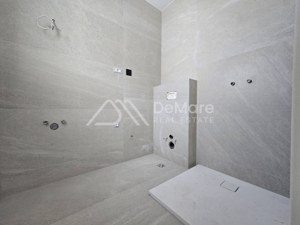 Apartman na moru, Prodaja, Privlaka, Privlaka