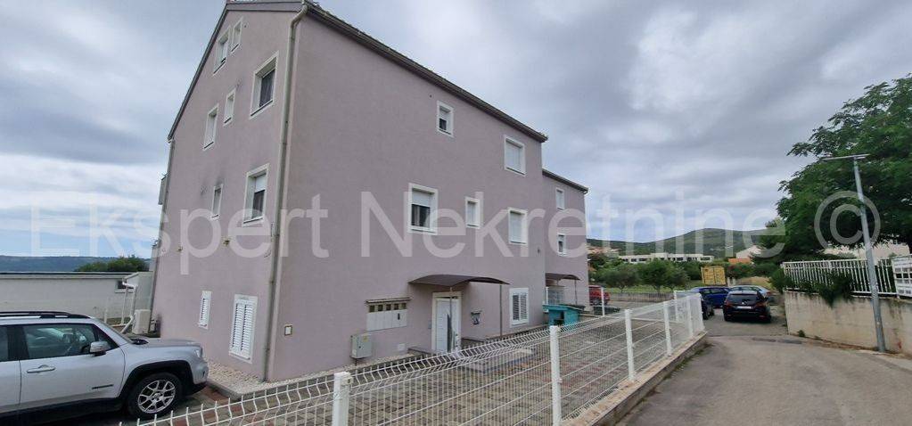 Stan u zgradi, Prodaja, Trogir - Okolica, Plano