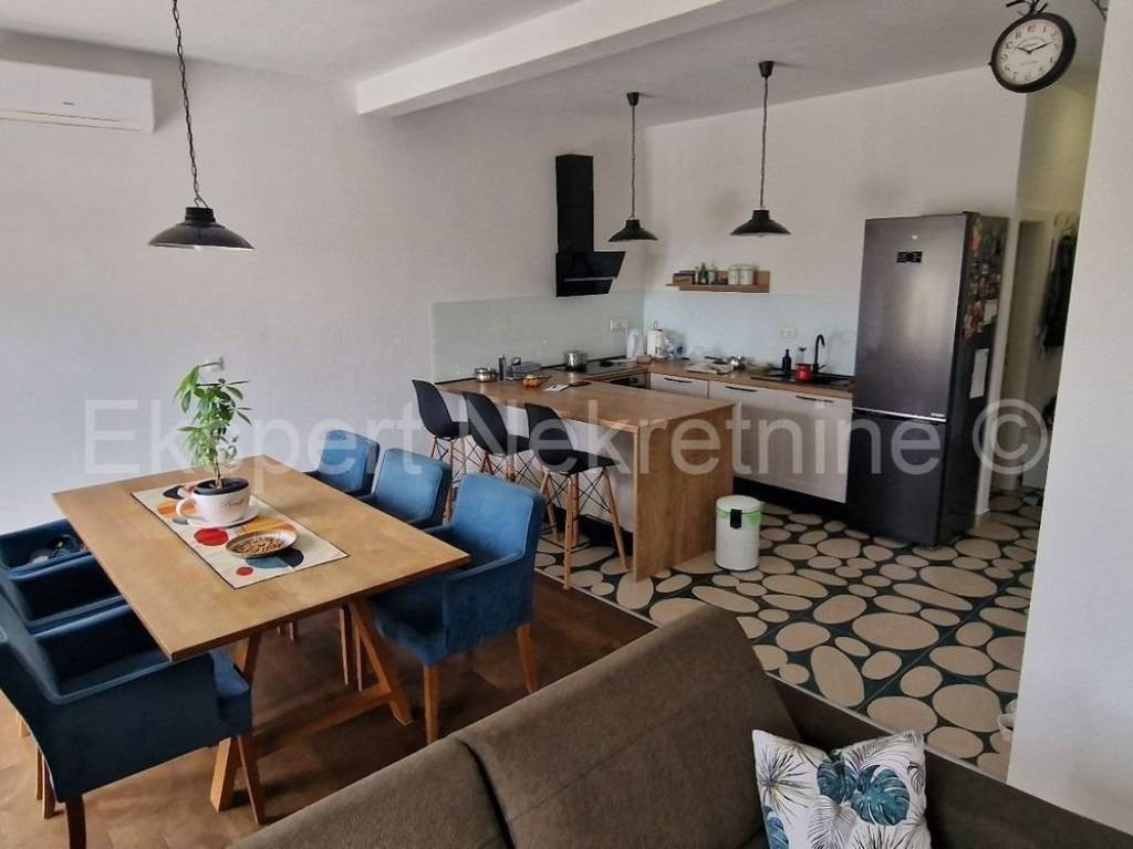 Stan u zgradi, Prodaja, Trogir - Okolica, Plano
