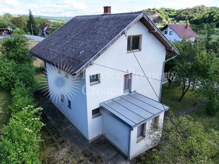 Obiteljska kuća, Prodaja, Vojnić, Knežević Kosa
