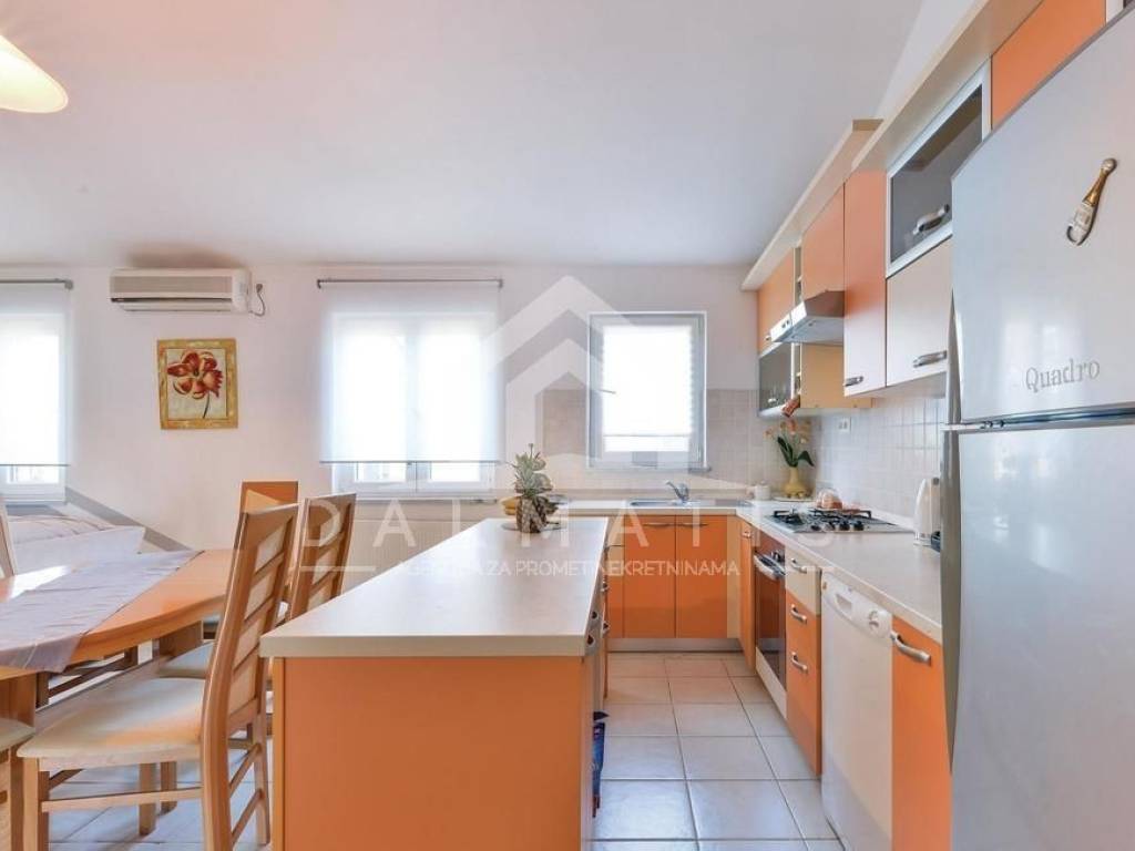 Luksuzna kuća, Prodaja, Poličnik, Murvica