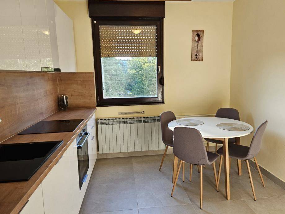 Stan u zgradi, Najam, Zagreb, Novi Zagreb - istok