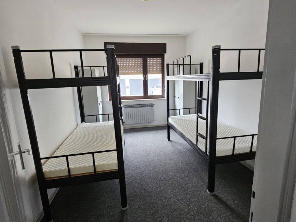 Stan u zgradi, Najam, Zagreb, Gornja Dubrava