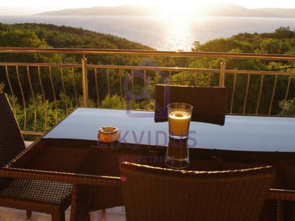 Apartmanska kuća, Prodaja, Raša, Drenje