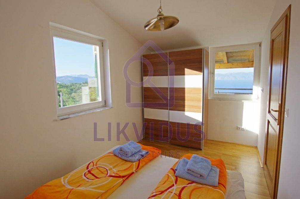 Apartmanska kuća, Prodaja, Raša, Drenje