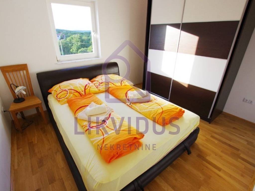 Apartmanska kuća, Prodaja, Raša, Drenje