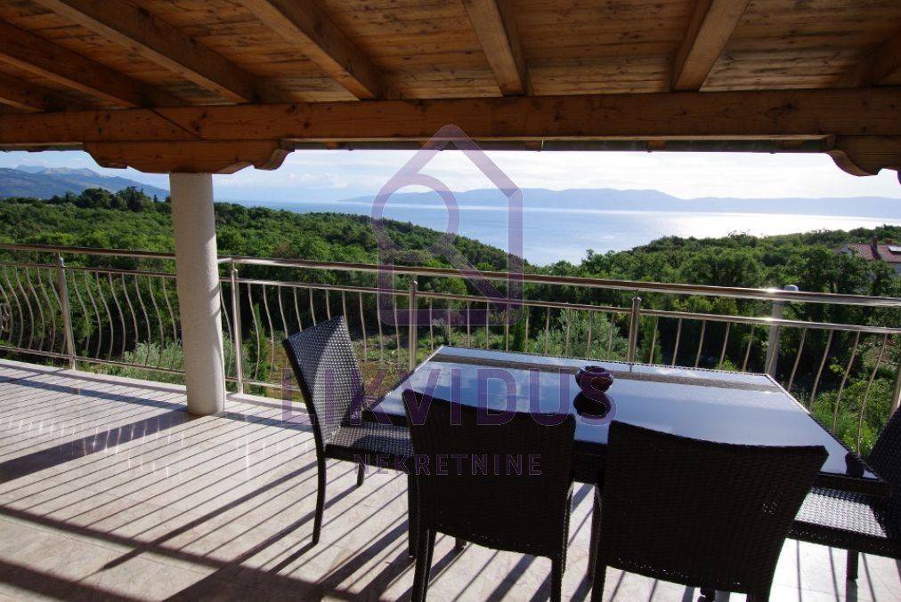 Apartmanska kuća, Prodaja, Raša, Drenje