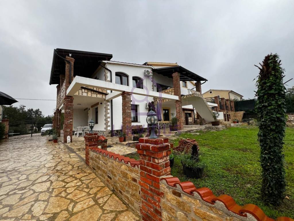 Apartmanska kuća, Prodaja, Višnjan, Višnjan