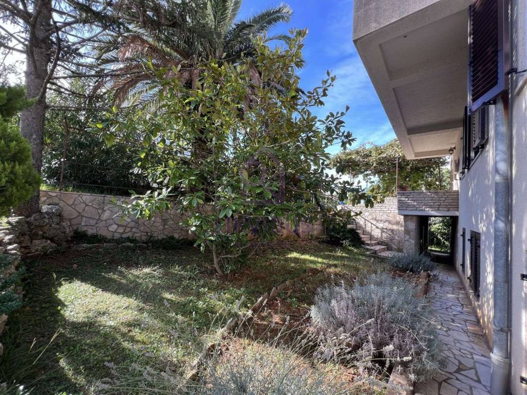 Apartmanska kuća, Prodaja, Medulin, Pješčana Uvala