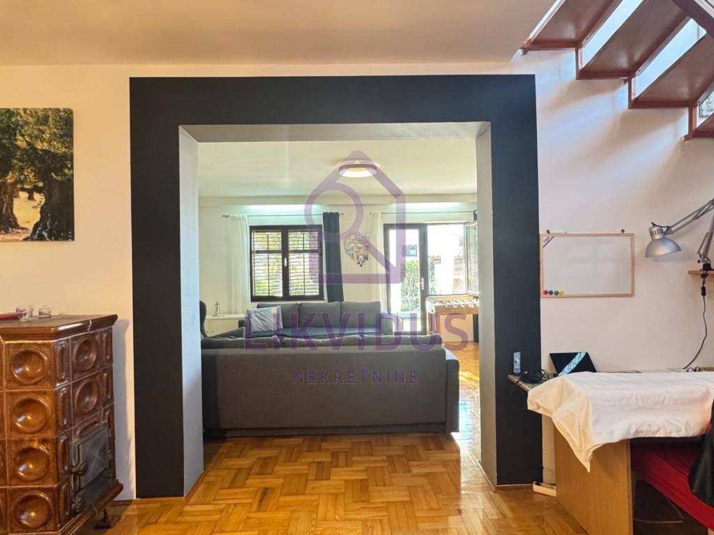 Apartmanska kuća, Prodaja, Medulin, Pješčana Uvala