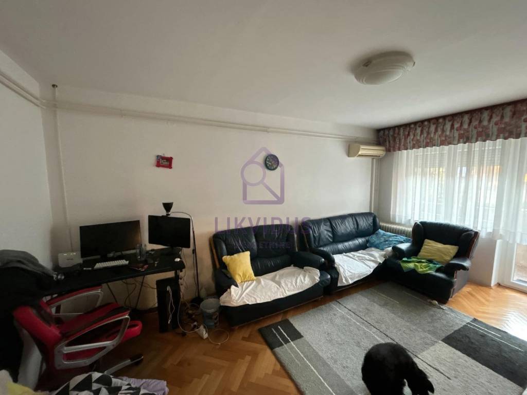 Stan u zgradi, Prodaja, Pula, Pula