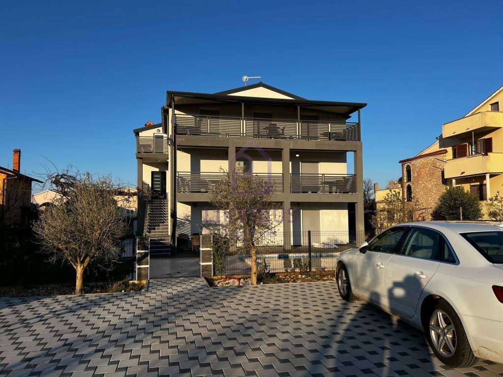 Apartmanska kuća, Prodaja, Pula, Pula