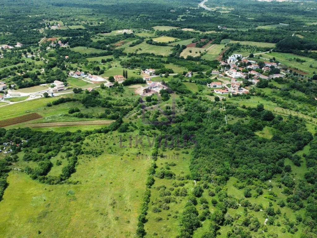 Poljoprivredno zemljište, Prodaja, Bale, Krmed