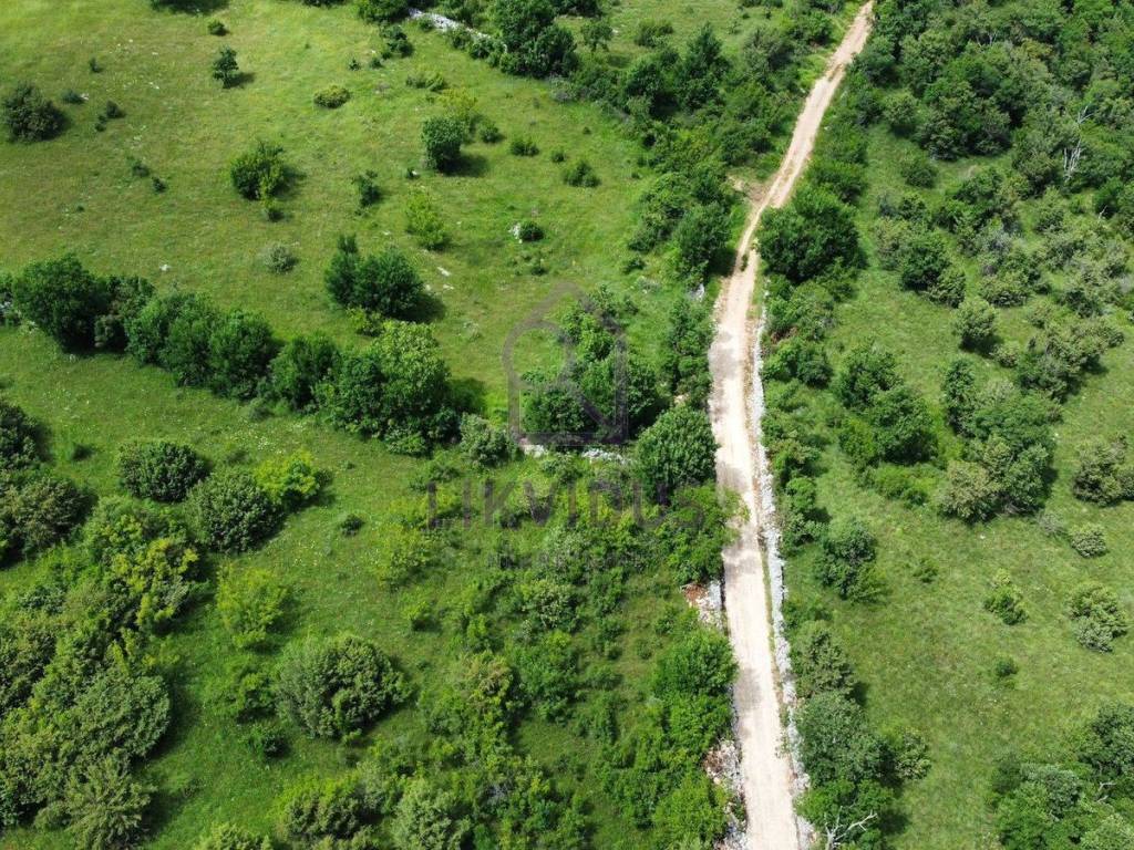 Poljoprivredno zemljište, Prodaja, Bale, Krmed