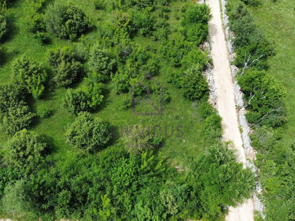 Poljoprivredno zemljište, Prodaja, Bale, Krmed