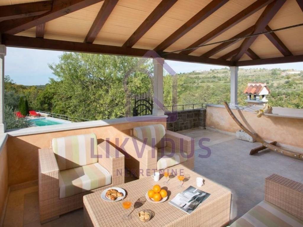 Luksuzna vila, Prodaja, Buje, Momjan