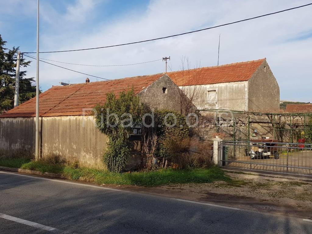 Kamena kuća, Prodaja, Sveti Filip i Jakov, Turanj