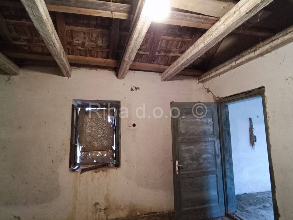 Kamena kuća, Prodaja, Sveti Filip i Jakov, Turanj
