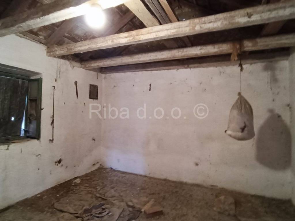 Kamena kuća, Prodaja, Sveti Filip i Jakov, Turanj