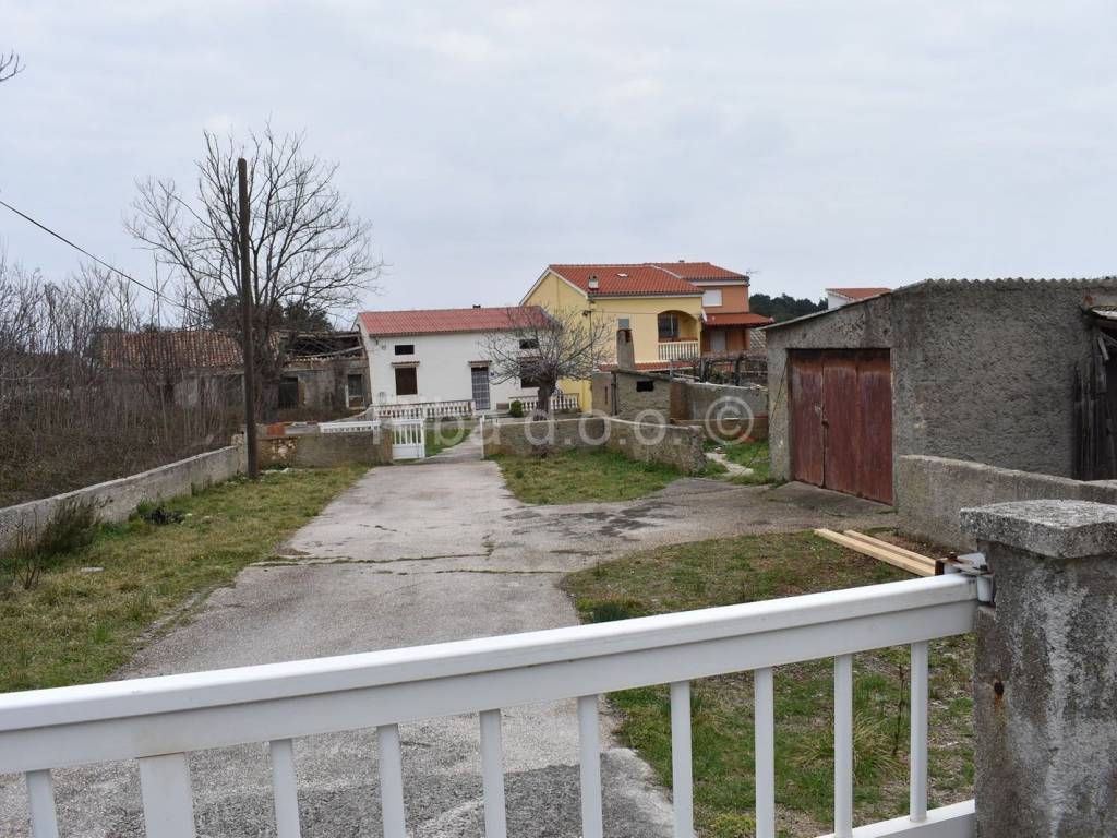 Kuća u nizu, Prodaja, Vir, Vir
