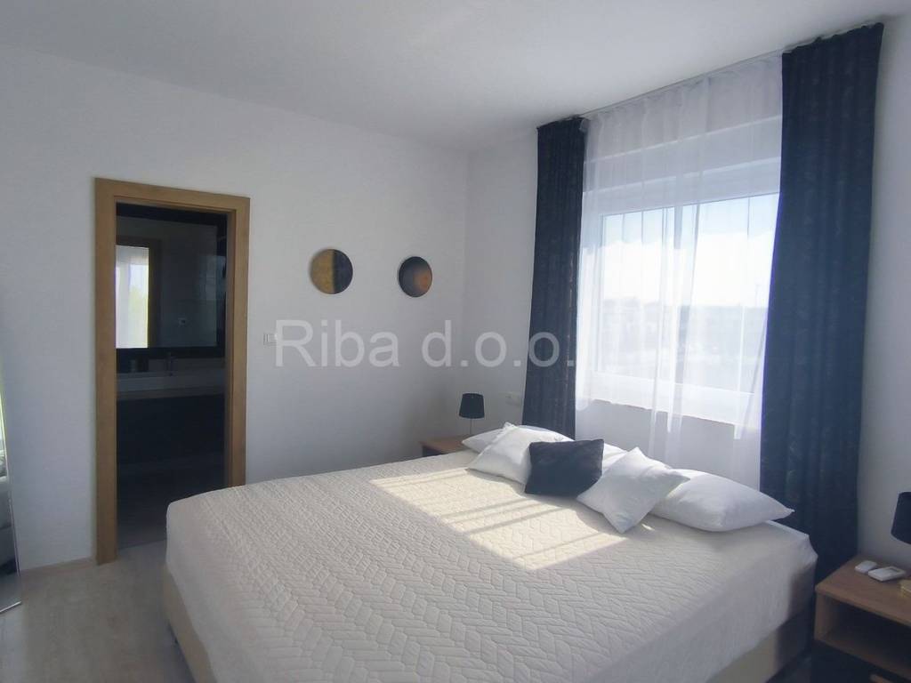 Luksuzna kuća, Prodaja, Privlaka, Privlaka