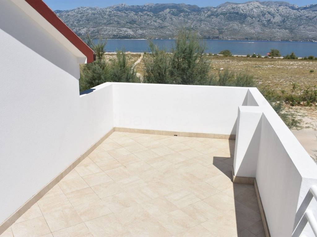 Samostojeća kuća, Prodaja, Ražanac, Ražanac