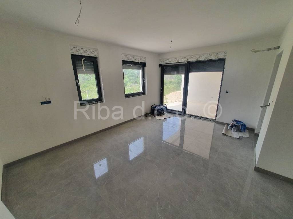 Apartman na moru, Prodaja, Nin, Zaton