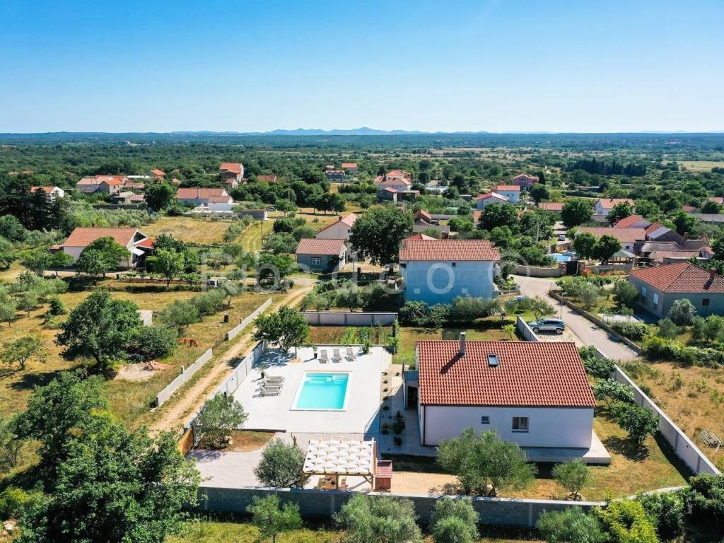 Samostojeća kuća, Prodaja, Vrsi, Poljica