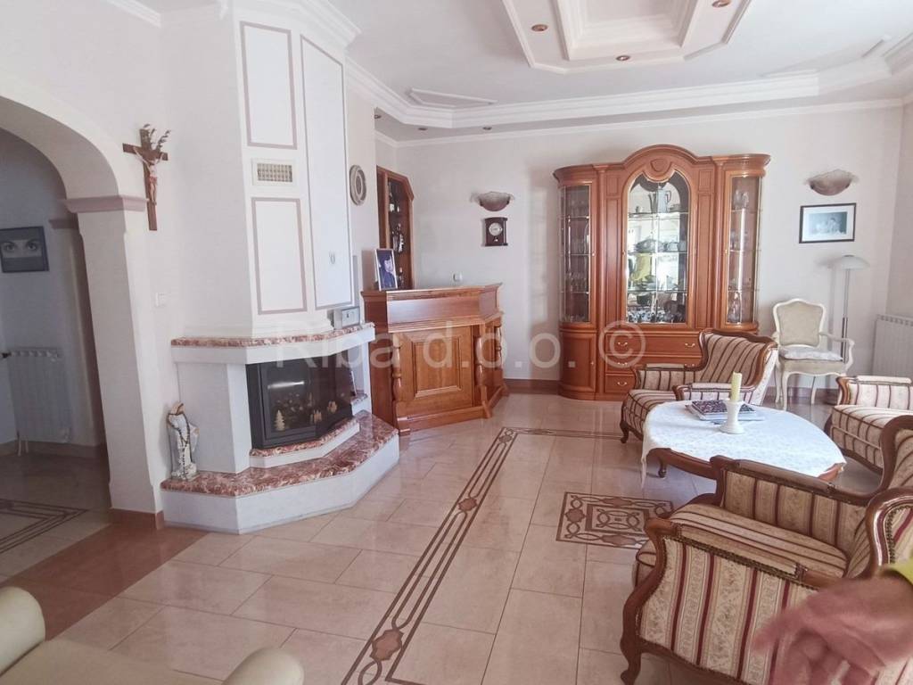 Luksuzna kuća, Prodaja, Vodice, Srima