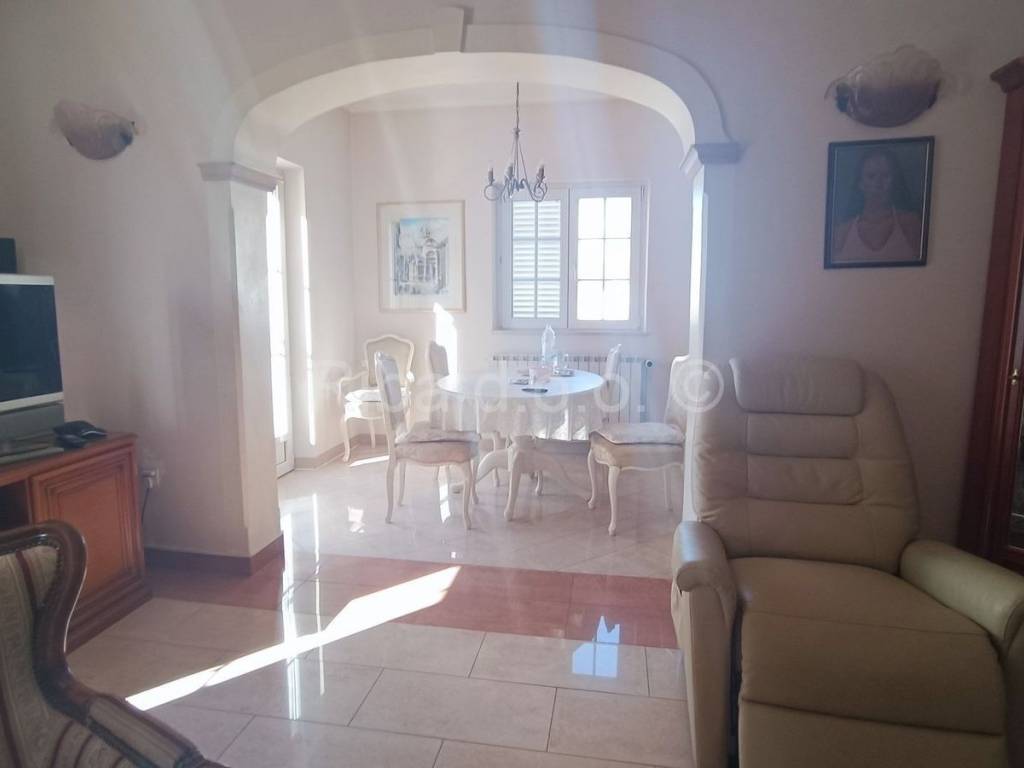 Luksuzna kuća, Prodaja, Vodice, Srima