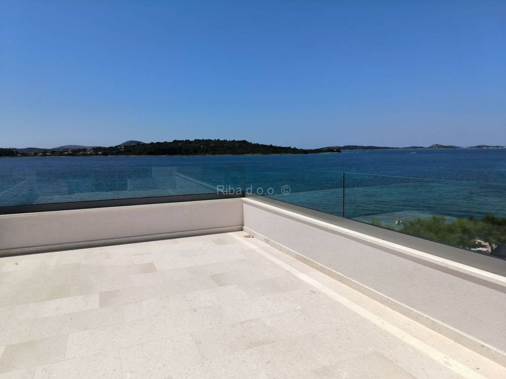 Luksuzni apartman, Prodaja, Vodice, Srima