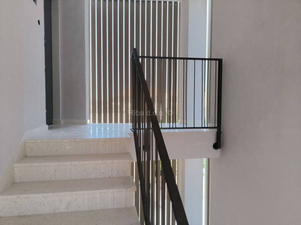 Luksuzni apartman, Prodaja, Vodice, Srima