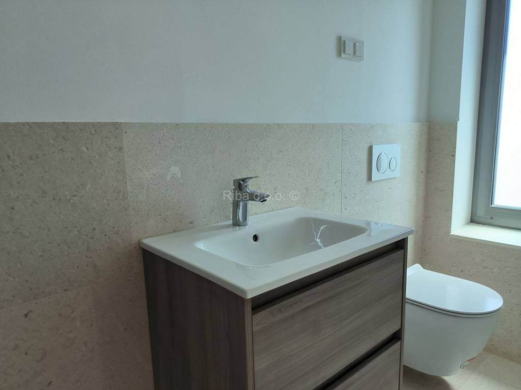 Luksuzni apartman, Prodaja, Vodice, Srima