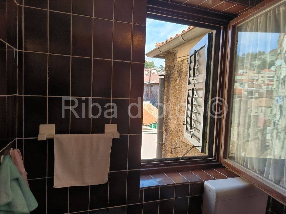 Stan u višeetažni kući, Prodaja, Šibenik, Šibenik