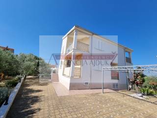 Apartmanska kuca, Prodaja, Sibenik - Okolica, Zaboric