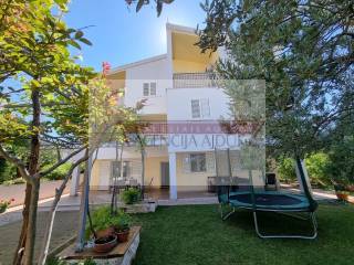 Apartmanska kuca, Prodaja, Sibenik - Okolica, Zaboric
